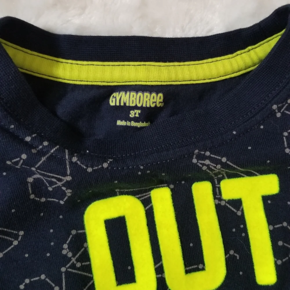 Gymboree long-sleeved space tee bundle size 3T